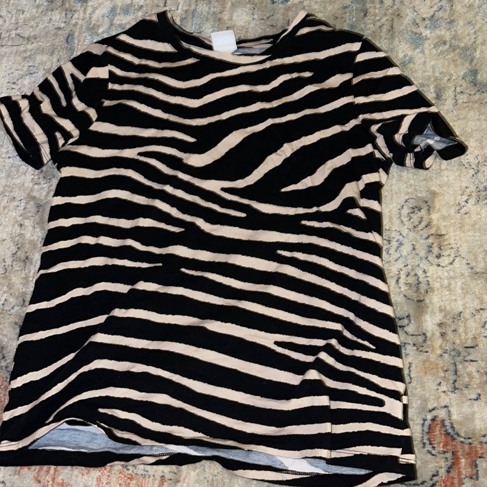cream and black zebra print shirt H&M